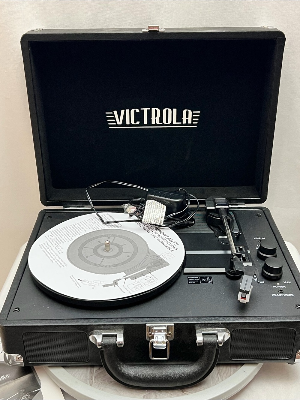 Victrola Bluetooth Suitcase Record Player 3 Speed Turntable Portable Black